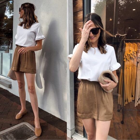 Vince Satin Pull On Shorts in Timber Gold